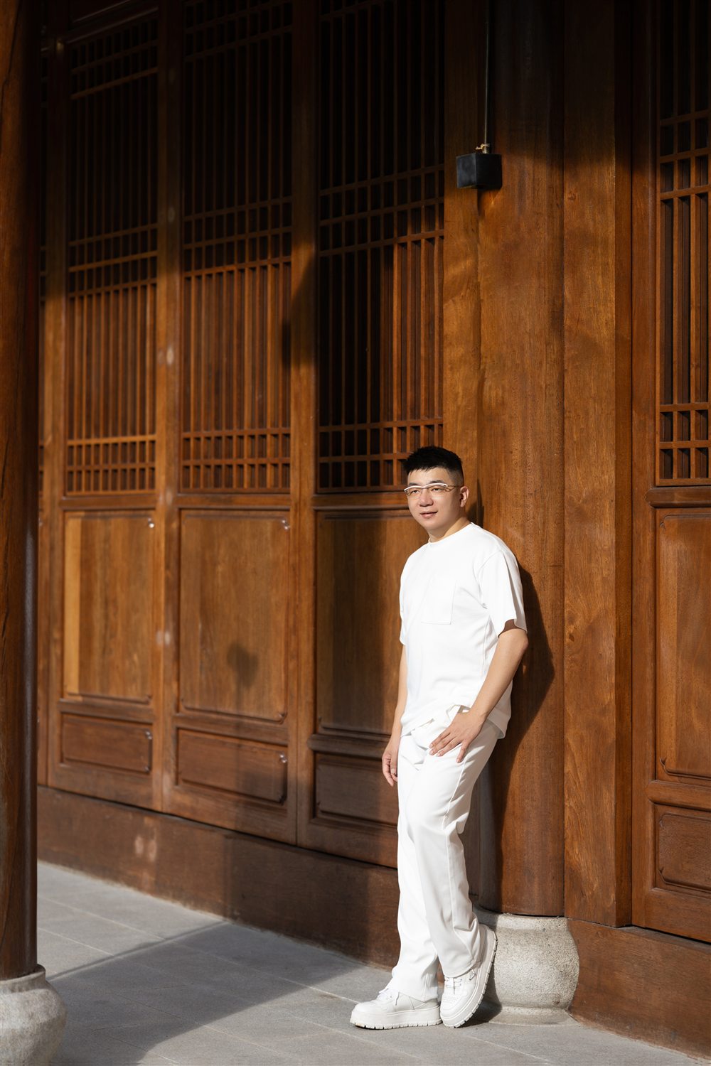 陈厂长个人照片